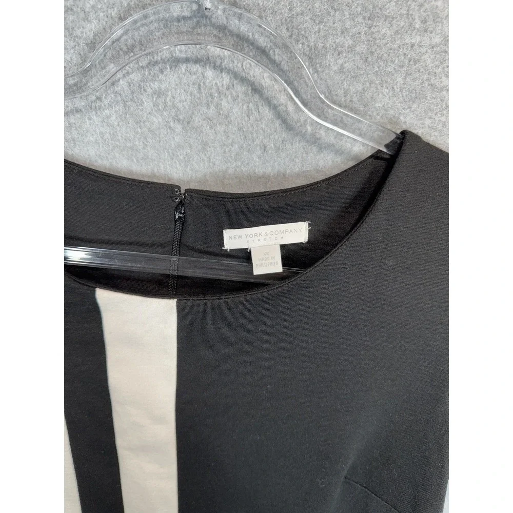 New York‎ & Company Dress Womens XS Black White Geometric Stretch Short Sleeve